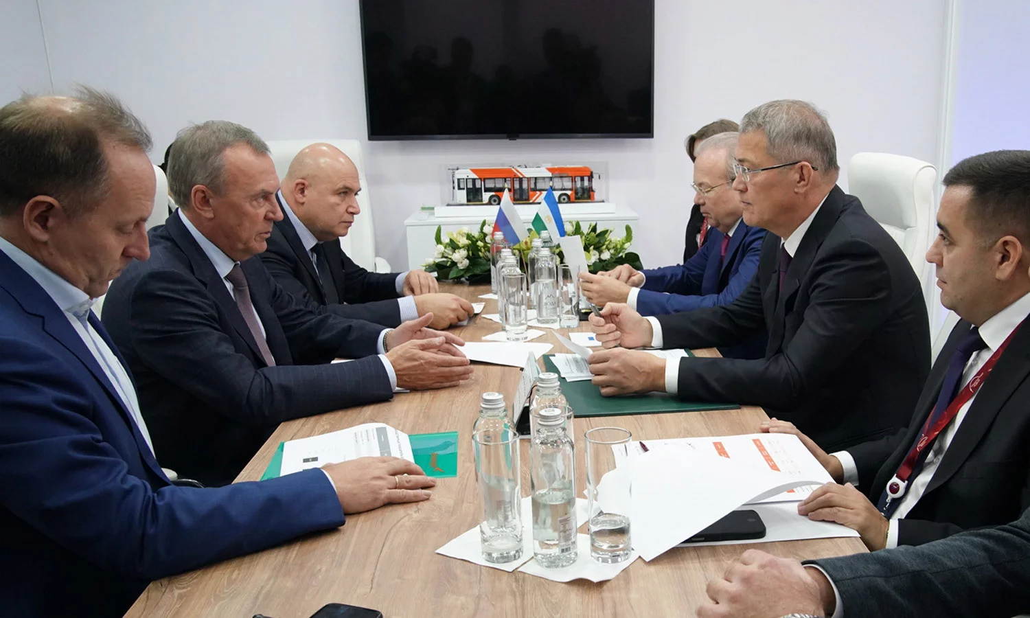 Авиакомпания Азимут в 2024 году планирует увеличить пассажиропоток из Уфы до 180 тысяч человек